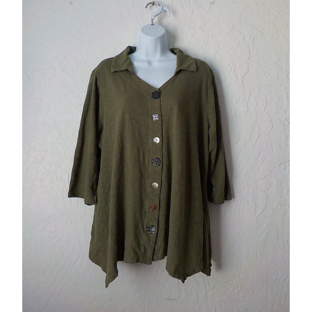 Avenue Green Button Up Tunic Top Size 18 / 20 Asymmetric Hem Artsy Boho Earthy